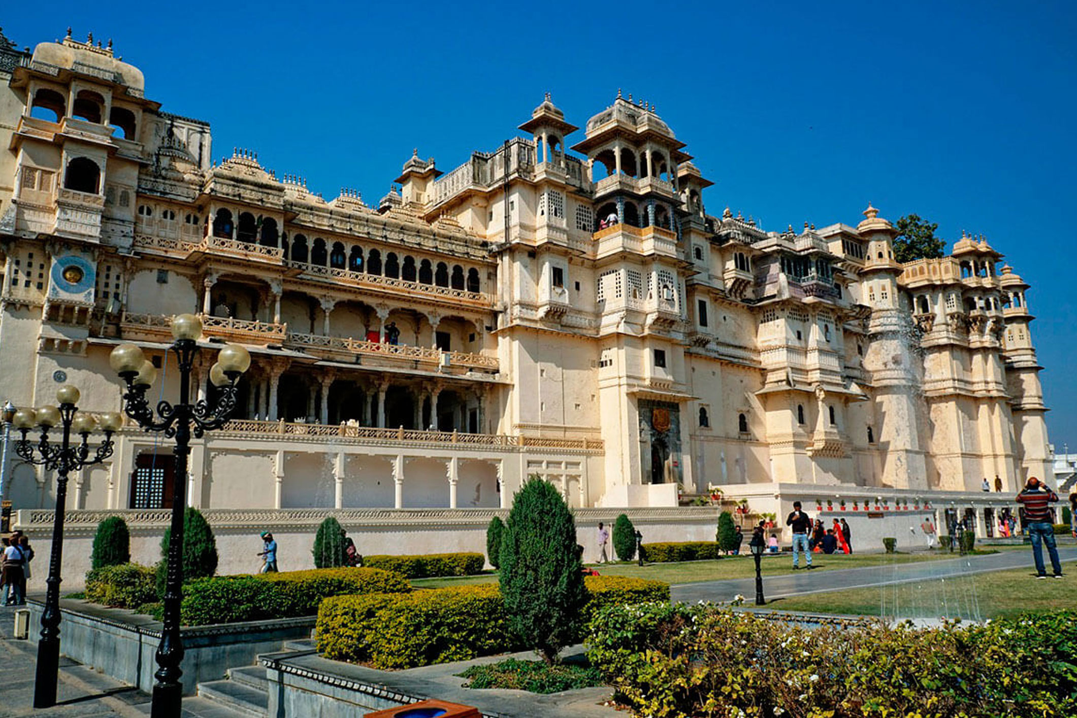 Rajasthan Forts & Palaces Tour Package